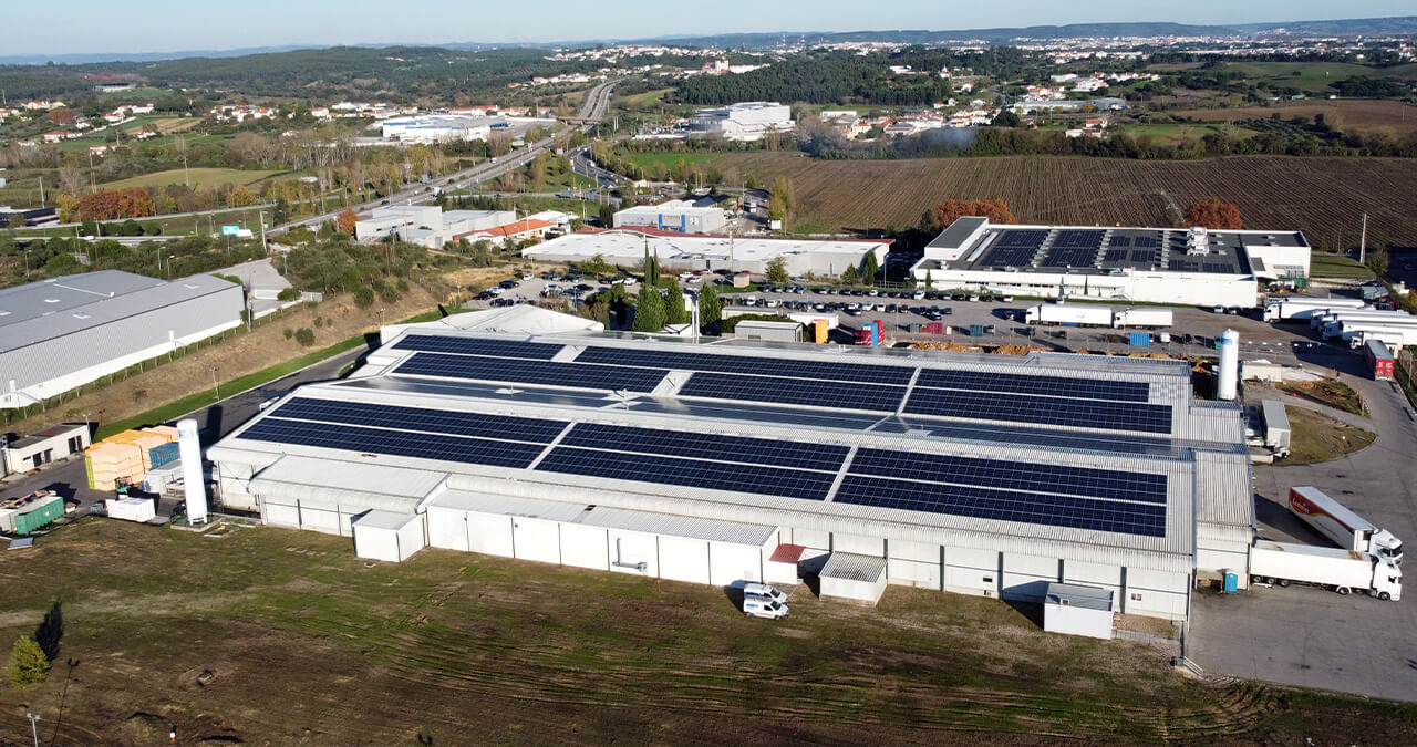 aerial view of montebravo factory with helexia panels